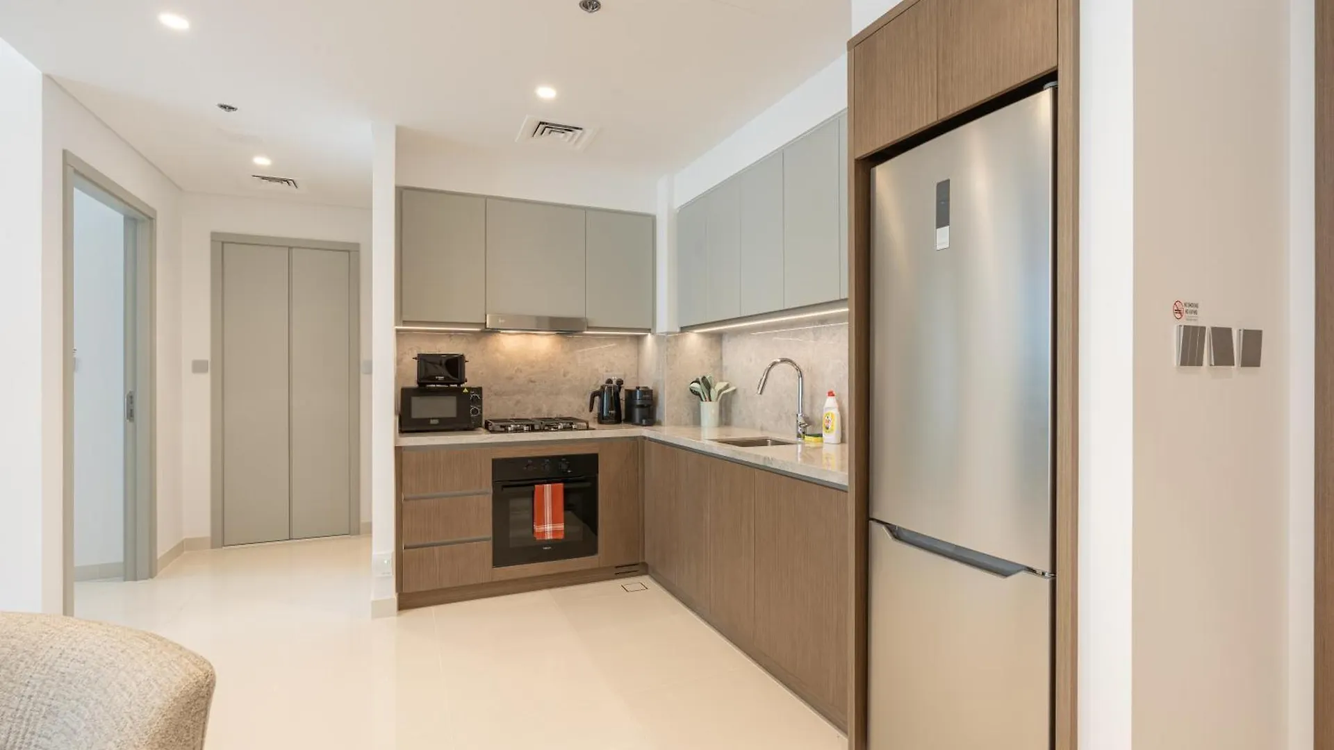 High End Home With Private Beach Access Dubai United Arab Emirates