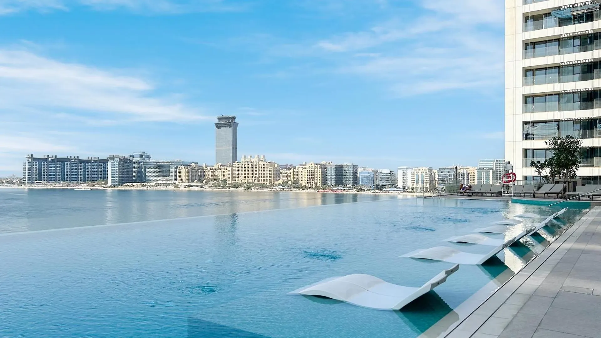 Apartment High End Home With Private Beach Access Dubai